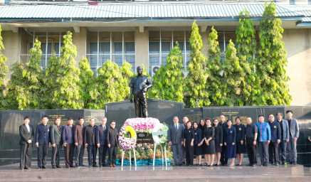 วันสถาปนาคณะประมง ครบรอบปีที่ 83 และร่วมพิธีวางพวงมาลาอนุสาวรีย์ศาสตราจารย์บุญ อินทรัมพรรย์