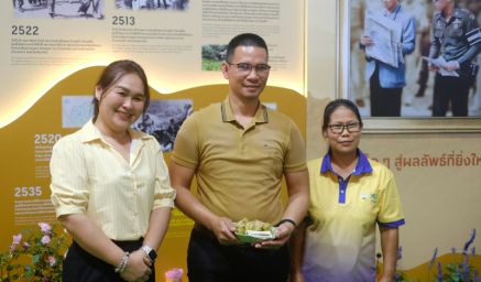 ภาพกิจกรรมการสาธิตอาหารโดยใช้ผลิตผลโครงการหลวง ภายในงานโครงการหลวง 56 วันที่ 4 สิงหาคม 2568