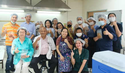 ภาพกิจกรรมการฝึกอบรมเชิงปฏิบัติการ (วิชาชีพ) หลักสูตร "หมูทุบ หมูสวรรค์ หมูฝอย"สุขภาพ"