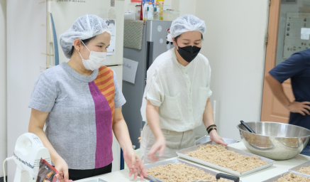 ภาพกิจกรรมการอบรมหลักสูตร พิเศษ “หมูฝอยและหมูหยอง เพื่อยืดอายุการเก็บรักษา”